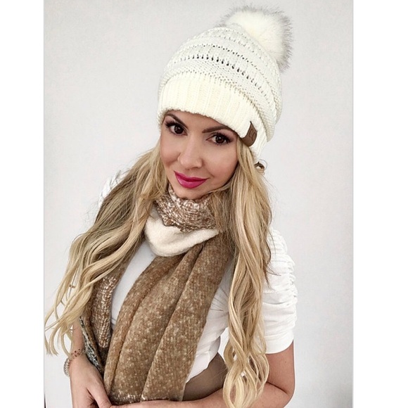 Navy CC Knit Beanie with Matching Faux Fur Pom - Picture 2 of 2